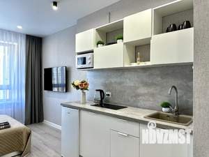 Студия квартира, посуточно, 25м2, 10/21 этаж