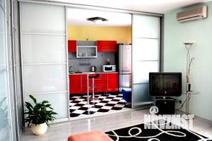 1-к квартира, посуточно, 50м2, 1/1 этаж