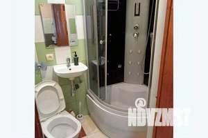 2-к квартира, посуточно, 45м2, 1/2 этаж