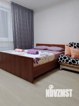 Студия квартира, посуточно, 40м2, 12/12 этаж