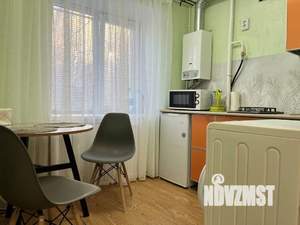 1-к квартира, посуточно, 28м2, 1/1 этаж