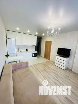 1-к квартира, посуточно, 42м2, 8/25 этаж