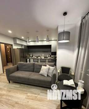 1-к квартира, посуточно, 75м2, 3/10 этаж