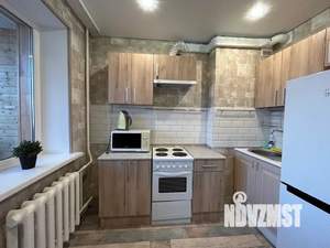 1-к квартира, посуточно, 40м2, 4/10 этаж