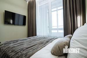 2-к квартира, посуточно, 39м2, 32/32 этаж