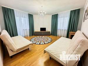2-к квартира, посуточно, 80м2, 1/1 этаж