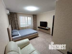 1-к квартира, посуточно, 40м2, 11/14 этаж