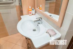 1-к квартира, посуточно, 50м2, 7/10 этаж