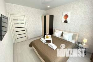 2-к квартира, посуточно, 44м2, 9/25 этаж