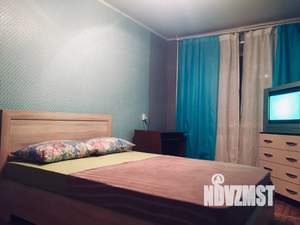 1-к квартира, посуточно, 37м2, 1/2 этаж