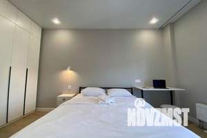 1-к квартира, посуточно, 43м2, 13/33 этаж