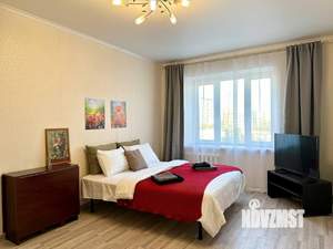 1-к квартира, посуточно, 39м2, 8/12 этаж