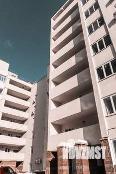 Студия квартира, посуточно, 38м2, 3/12 этаж