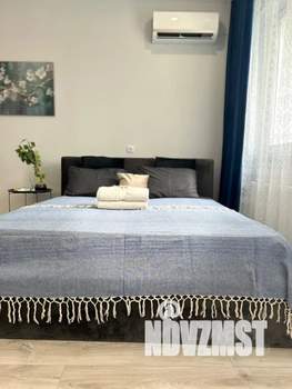 Студия квартира, посуточно, 32м2, 15/25 этаж