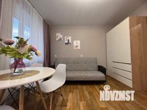 Студия квартира, посуточно, 33м2, 2/8 этаж