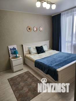 2-к квартира, посуточно, 38м2, 17/27 этаж