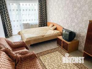 2-к квартира, посуточно, 60м2, 1/1 этаж