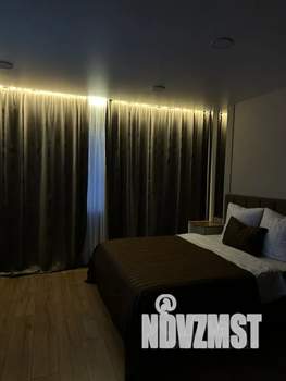 Студия квартира, посуточно, 40м2, 16/32 этаж