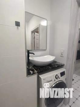 Студия квартира, посуточно, 35м2, 2/25 этаж