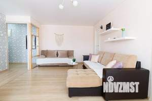 2-к квартира, посуточно, 50м2, 1/1 этаж