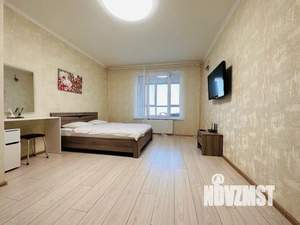 1-к квартира, посуточно, 38м2, 18/18 этаж
