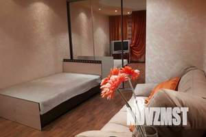 1-к квартира, посуточно, 37м2, 3/16 этаж