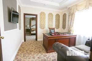 3-к квартира, посуточно, 100м2, 1/1 этаж