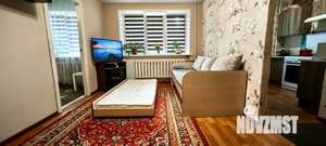 2-к квартира, посуточно, 42м2, 1/1 этаж