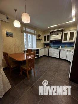 2-к квартира, посуточно, 67м2, 1/1 этаж