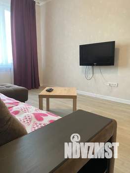 2-к квартира, посуточно, 60м2, 18/25 этаж