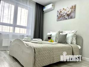 1-к квартира, посуточно, 44м2, 18/25 этаж