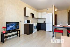 1-к квартира, посуточно, 56м2, 1/1 этаж