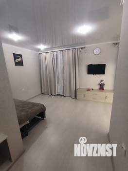 Студия квартира, посуточно, 36м2, 3/18 этаж