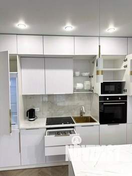 3-к квартира, посуточно, 58м2, 1/1 этаж