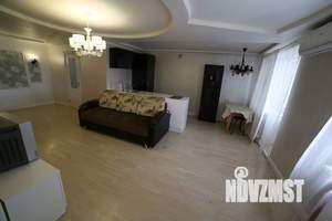 1-к квартира, посуточно, 65м2, 1/1 этаж