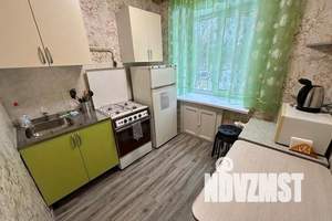 2-к квартира, посуточно, 45м2, 3/5 этаж
