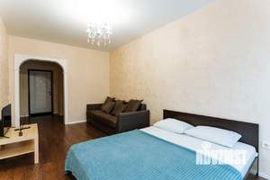 1-к квартира, посуточно, 39м2, 1/1 этаж