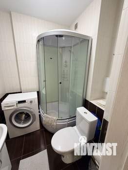 Студия квартира, посуточно, 28м2, 11/25 этаж