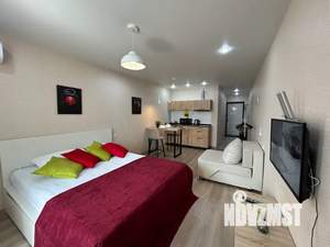 Студия квартира, посуточно, 33м2, 20/28 этаж