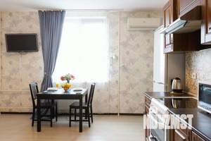 1-к квартира, посуточно, 43м2, 1/1 этаж