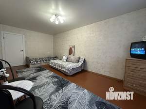 1-к квартира, посуточно, 42м2, 1/9 этаж