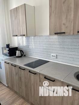 1-к квартира, посуточно, 50м2, 9/25 этаж