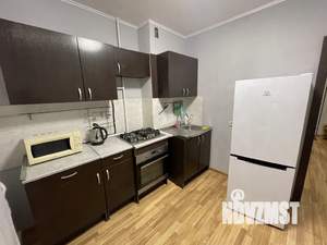 1-к квартира, посуточно, 42м2, 4/9 этаж
