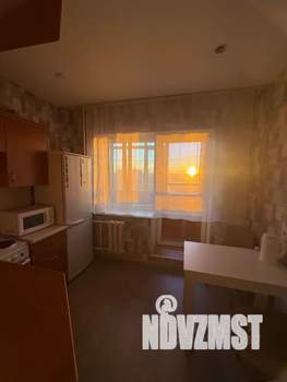 1-к квартира, посуточно, 38м2, 14/18 этаж