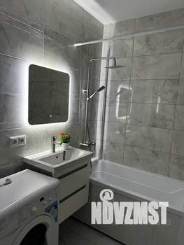 2-к квартира, посуточно, 42м2, 17/25 этаж