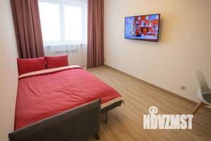 2-к квартира, посуточно, 43м2, 15/25 этаж