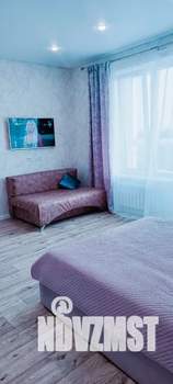Студия квартира, посуточно, 30м2, 6/21 этаж