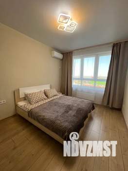 1-к квартира, посуточно, 33м2, 9/25 этаж