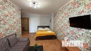 1-к квартира, посуточно, 47м2, 1/1 этаж