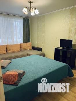 1-к квартира, посуточно, 33м2, 1/9 этаж